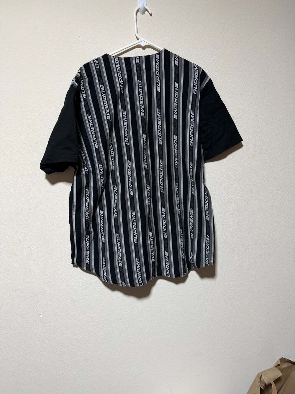 Supreme SS19 Jacquard Logo Baseball Jersey Black XL - Picture 4 of 4